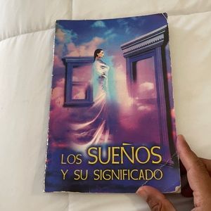 Book of dreams in Spanish “Los suenos y su significado”